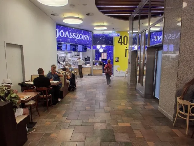 Eladó kereskedelmi és ipari ingatlan Budapest II. kerület, Országút, Lövőház utca 53 nm