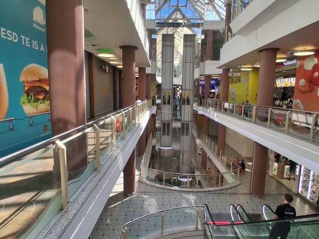 Eladó kereskedelmi és ipari ingatlan Budapest II. kerület, Országút, Lövőház utca 53 nm