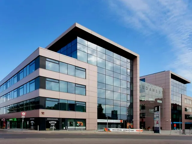 Kiadó kereskedelmi és ipari ingatlan Budapest XI. kerület 205 nm