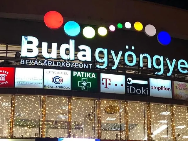 Eladó kereskedelmi és ipari ingatlan Budapest II. kerület, Pasarét, Pázsit utca 81 nm