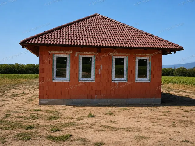 Ház – Csörög, Csörögiszőlők - Több
