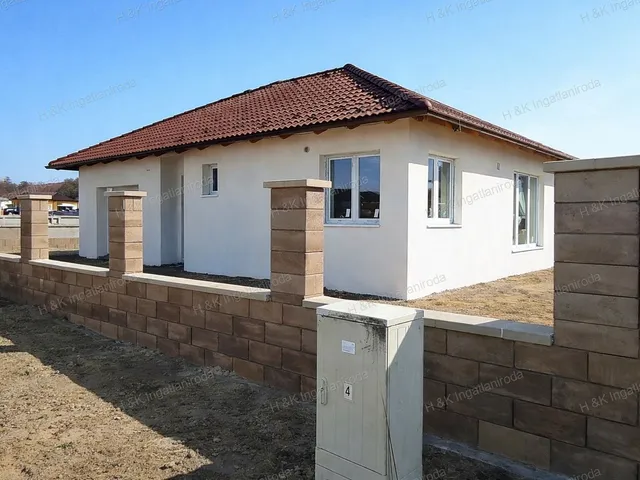 Eladó ház Vácrátót 140 nm