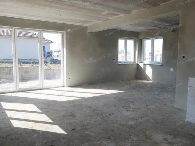 Eladó ház Vácrátót 140 nm