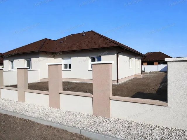 Eladó ház Vácrátót 96 nm