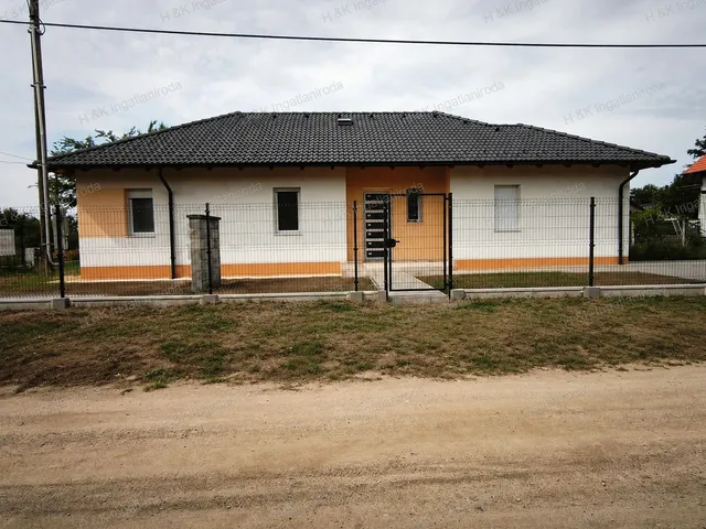 Eladó ház Göd 123 nm