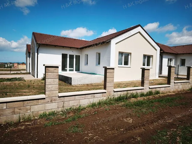 Eladó ház Csörög 108 nm