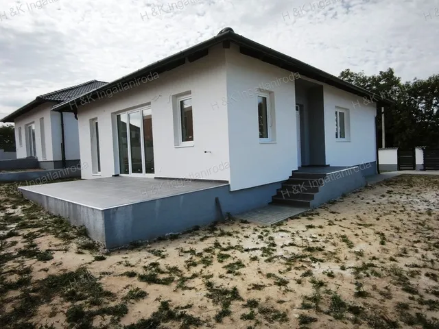 Eladó ház Őrbottyán 100 nm