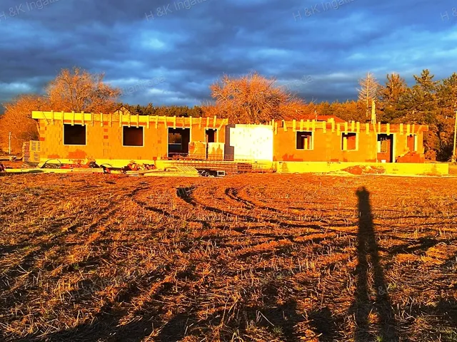 Eladó ház Csörög 106 nm