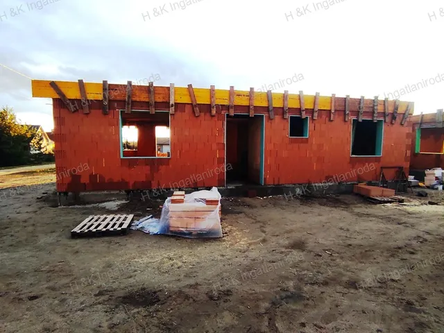 Eladó ház Csörög 106 nm