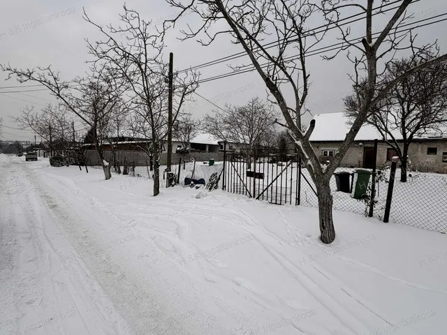 Eladó telek Érd, Dombosváros 968 nm