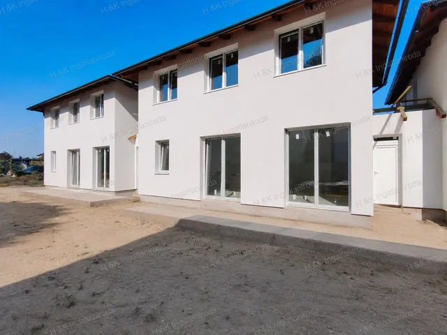 Eladó ház Vác 92 nm