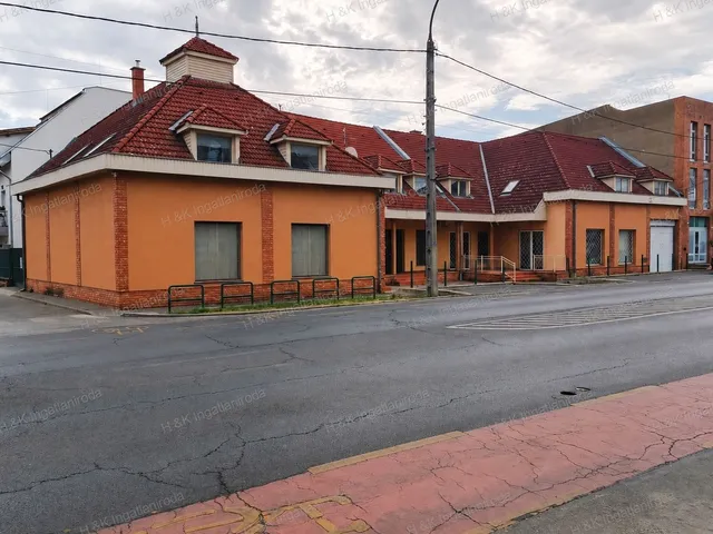 Eladó kereskedelmi és ipari ingatlan Dunakeszi 686 nm