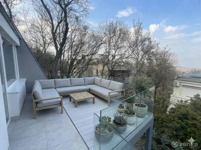 Eladó lakás Budapest XII. kerület, Istenhegy, Óra út 157 nm