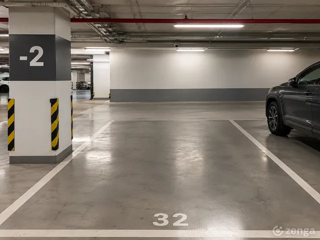 Kiadó garázs Budapest VI. kerület, Nagykörúton belüli terület 13 nm