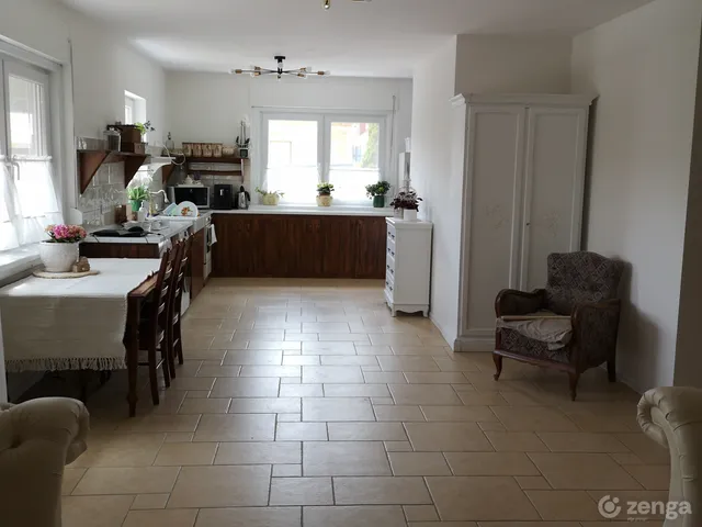 Eladó ház Szentgál 112 nm