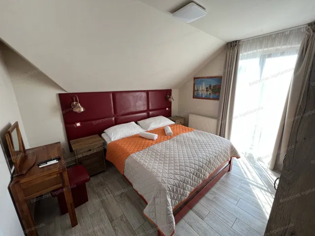 Eladó kereskedelmi és ipari ingatlan Siófok, Belváros 448 nm