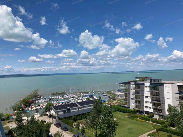 Eladó lakás Siófok, Ezüstpart 41 nm