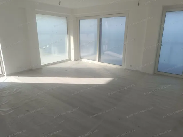 Eladó lakás Siófok, Ezüstpart 51 nm