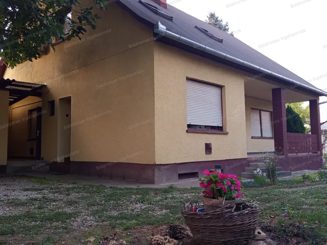 Eladó ház Siófok, Balatonkiliti 184 nm