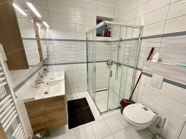 Kiadó lakás Siófok 77 nm