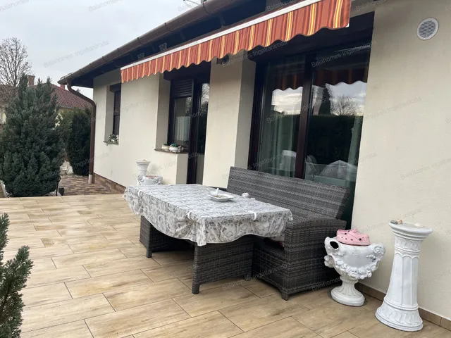 Eladó ház Siófok, Balatonkiliti 125 nm