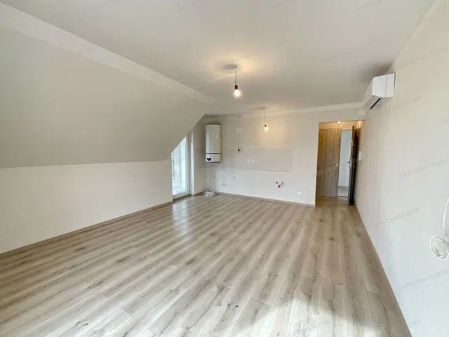 Eladó lakás Siófok, Ezüstpart 37 nm