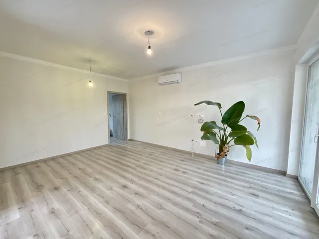 Eladó lakás Siófok, Ezüstpart 59 nm