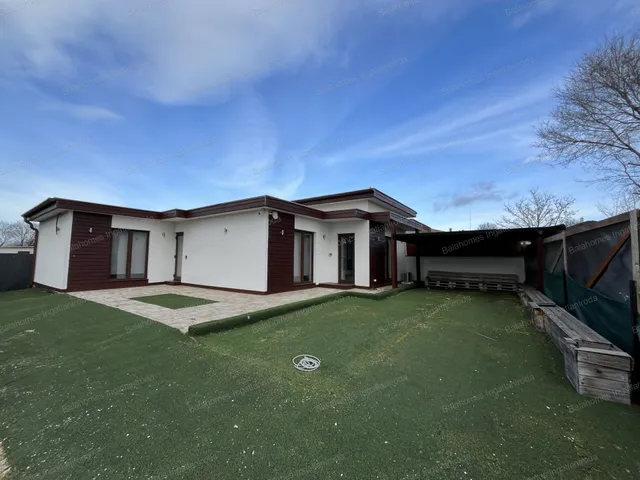 Eladó ház Siófok, Balatonkiliti 76 nm