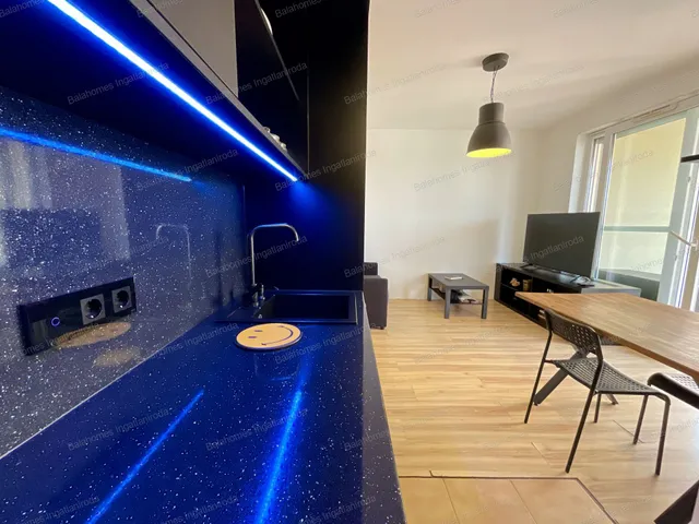 Eladó lakás Siófok, Aranypart 39 nm