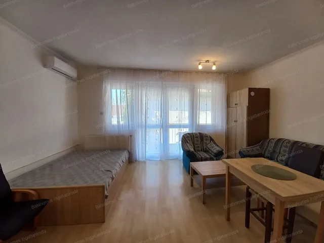 Eladó lakás Siófok, Belváros 37 nm