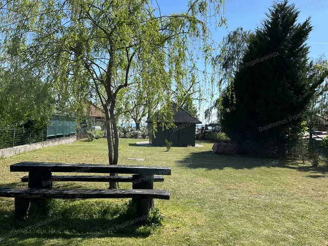 Eladó ház Balatonkenese 114 nm