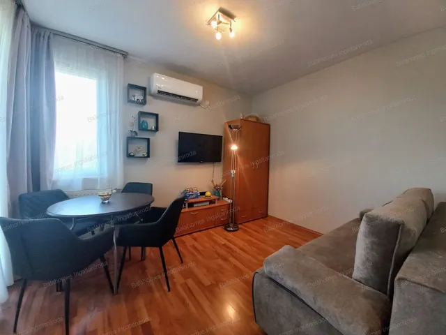 Eladó lakás Siófok, Aranypart 35 nm
