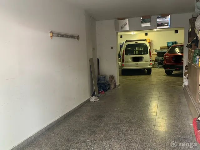 Eladó garázs Pécs, Mecsekoldal 81 nm