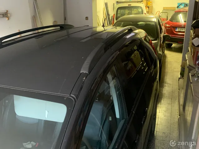 Eladó garázs Pécs, Mecsekoldal, Hunyadi János utca 32 81 nm