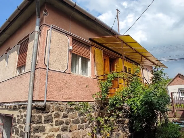 Eladó ház Tar 110 nm