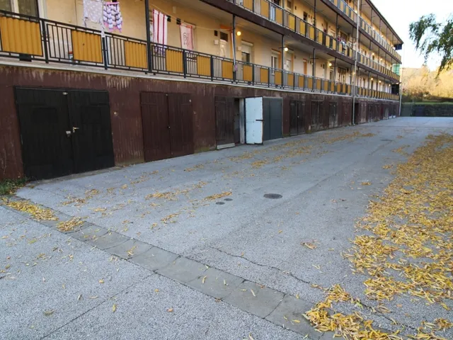 Kiadó garázs Salgótarján 17 nm