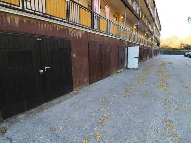 Kiadó garázs Salgótarján 17 nm