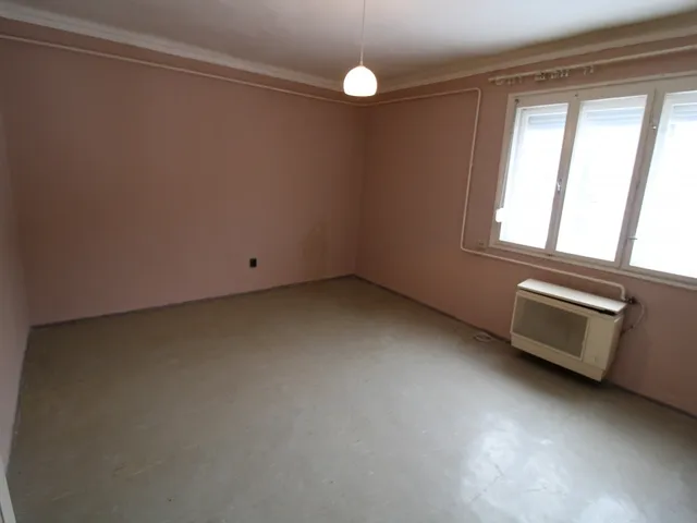 Eladó lakás Salgótarján 30 nm