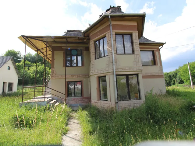 Eladó ház Salgótarján 240 nm