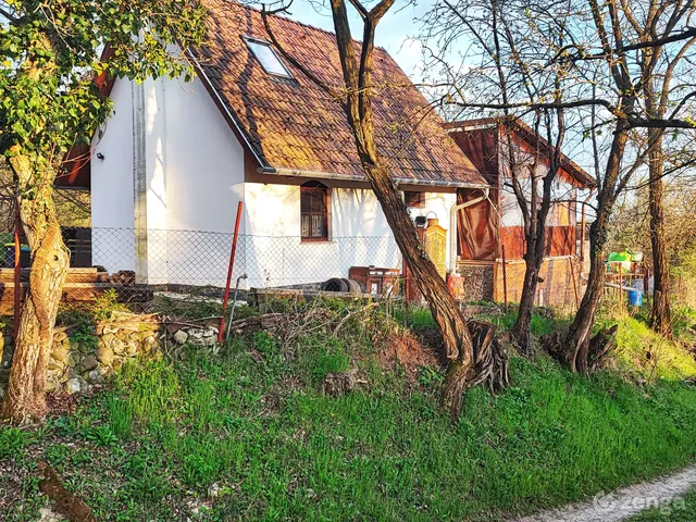 Eladó ház Bér 61 nm