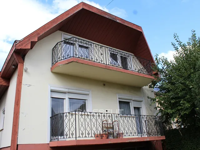 Eladó ház Debrecen 300 nm