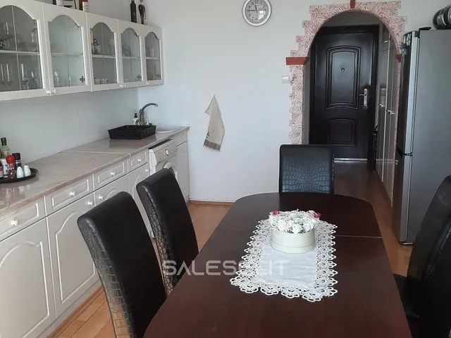 Eladó lakás Debrecen 70 nm