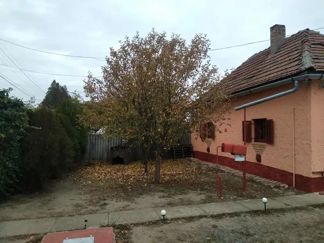 Eladó ház Magyarbánhegyes 70 nm