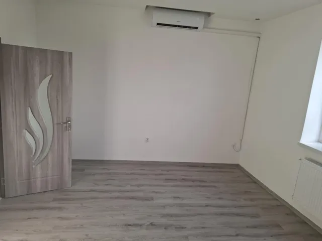 Eladó lakás Békéscsaba, Belváros 72 nm