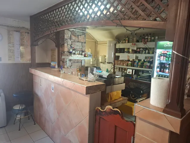 Eladó kereskedelmi és ipari ingatlan Tótkomlós 90 nm