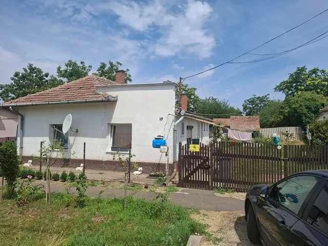 Eladó ház Hunya 61 nm