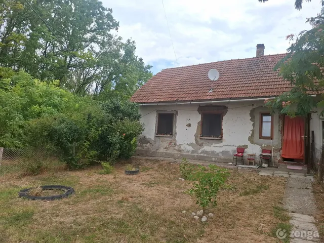 Eladó ház Tarhos 48 nm