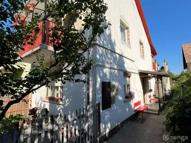 Eladó ház Pomáz 111 nm
