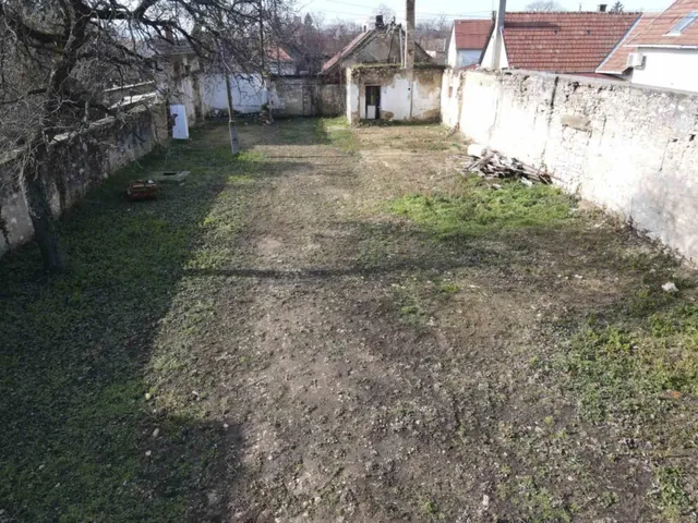 Eladó telek Tapolca 531 nm