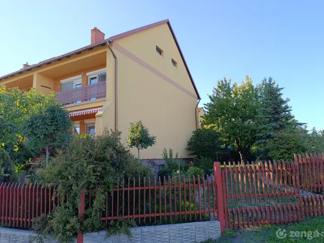 Eladó ház Várpalota, Kálvária 106 nm